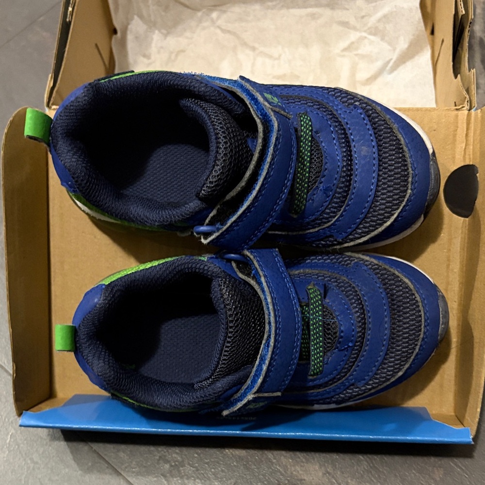 Stride Rite Little Kid Light Up Shoes